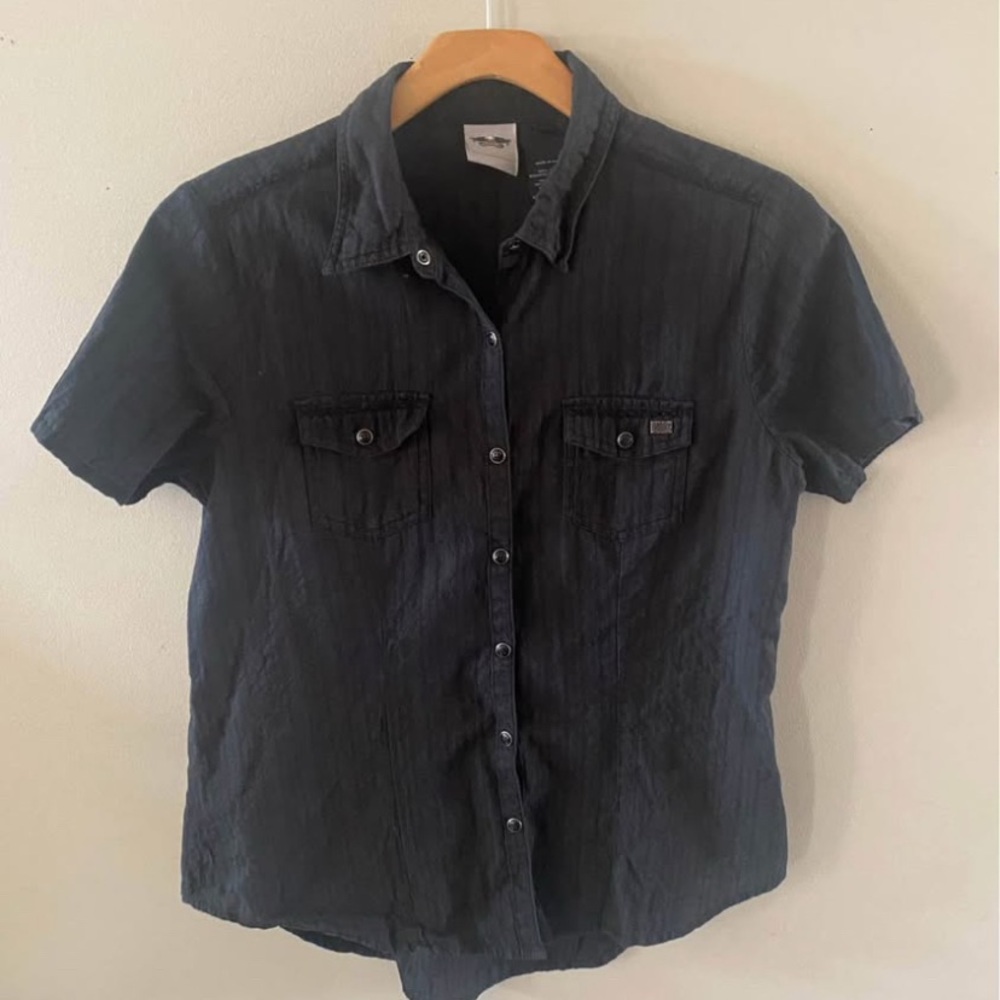 Harley Davidson Women’s Black Short Sleeve Button Down Shirt